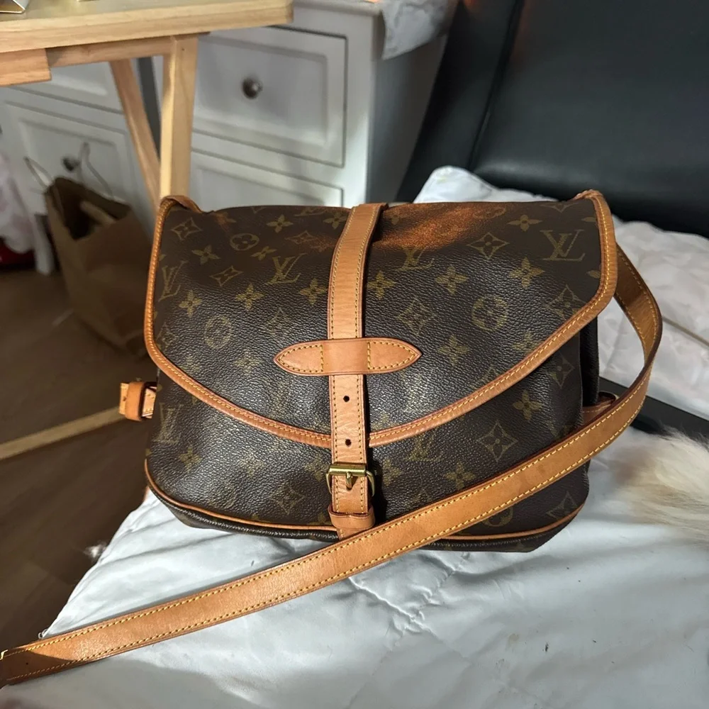 Louis Vuitton Monogram Canvas Crossbody Bag - Brown/Tan